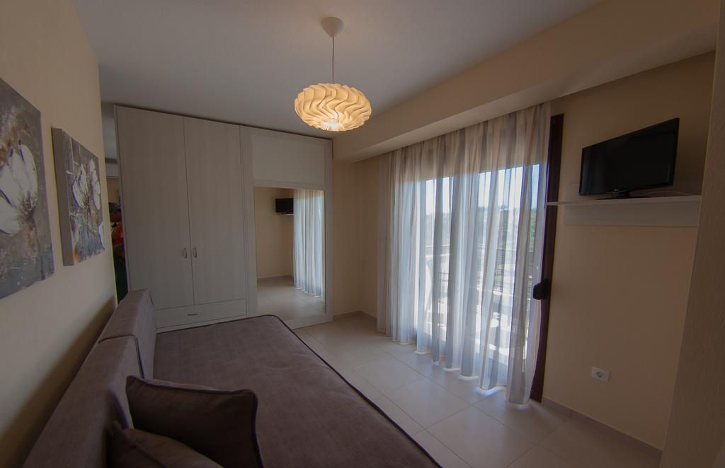 Ianthi Maisonettes 네아 로다 외부 사진